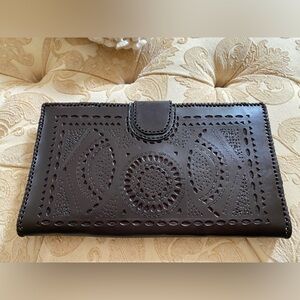 Women’s Extra Large Clutch Style Wallet Hand Made NWOT